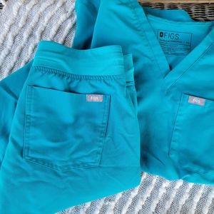 Figs Jogger Scrub Set
